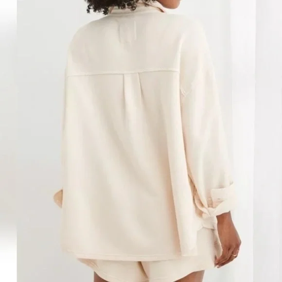 NWT Aerie Women's Lumberjane Oversized
Fleece Shirt Button Down Cream - Picture 2 of 6